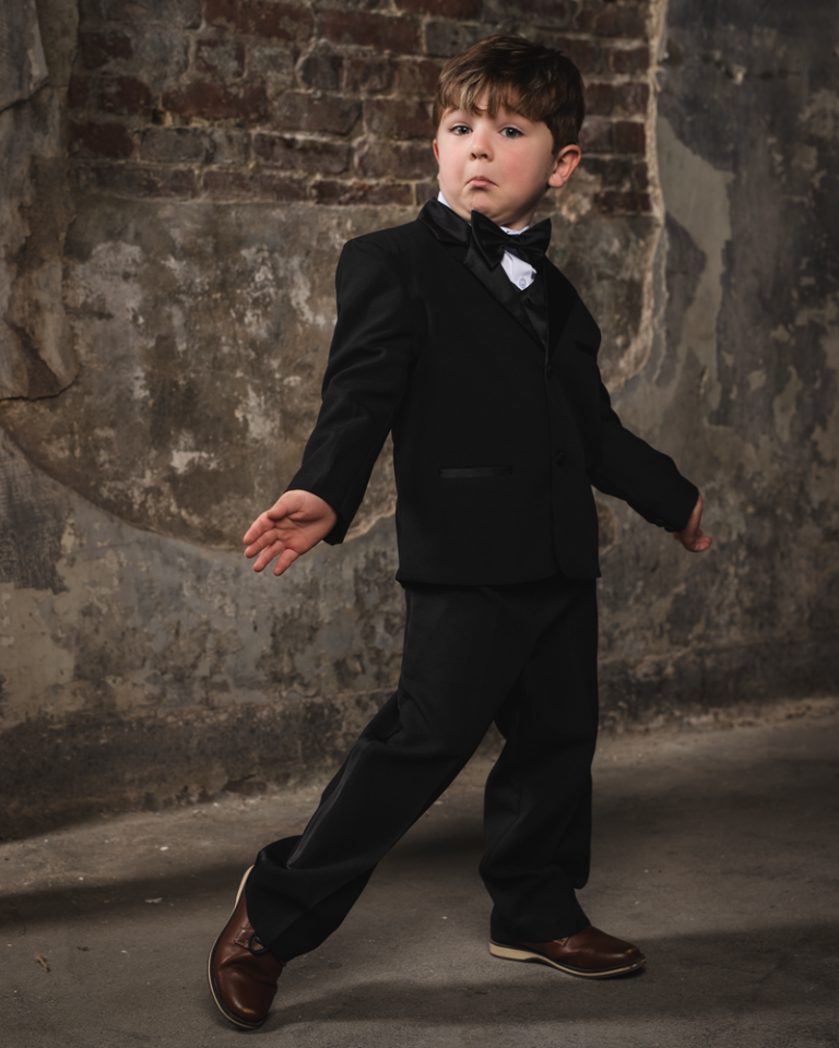 Boys tuxedos. Tuxedos for baby boys, toddlers, preteens, and teenagers.