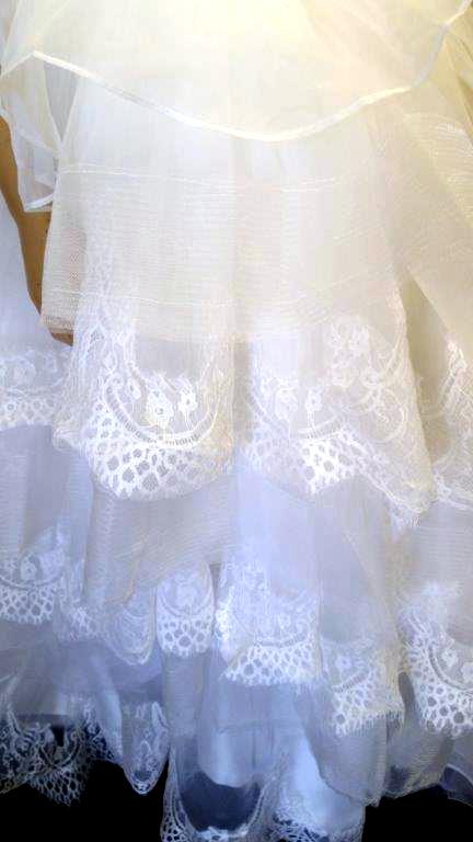 dress with tiered lace edging