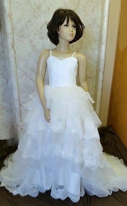 Tiered lace and organza flower girl dress