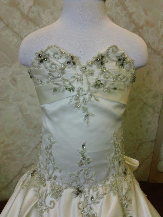 Mini wedding dresses for flower girls