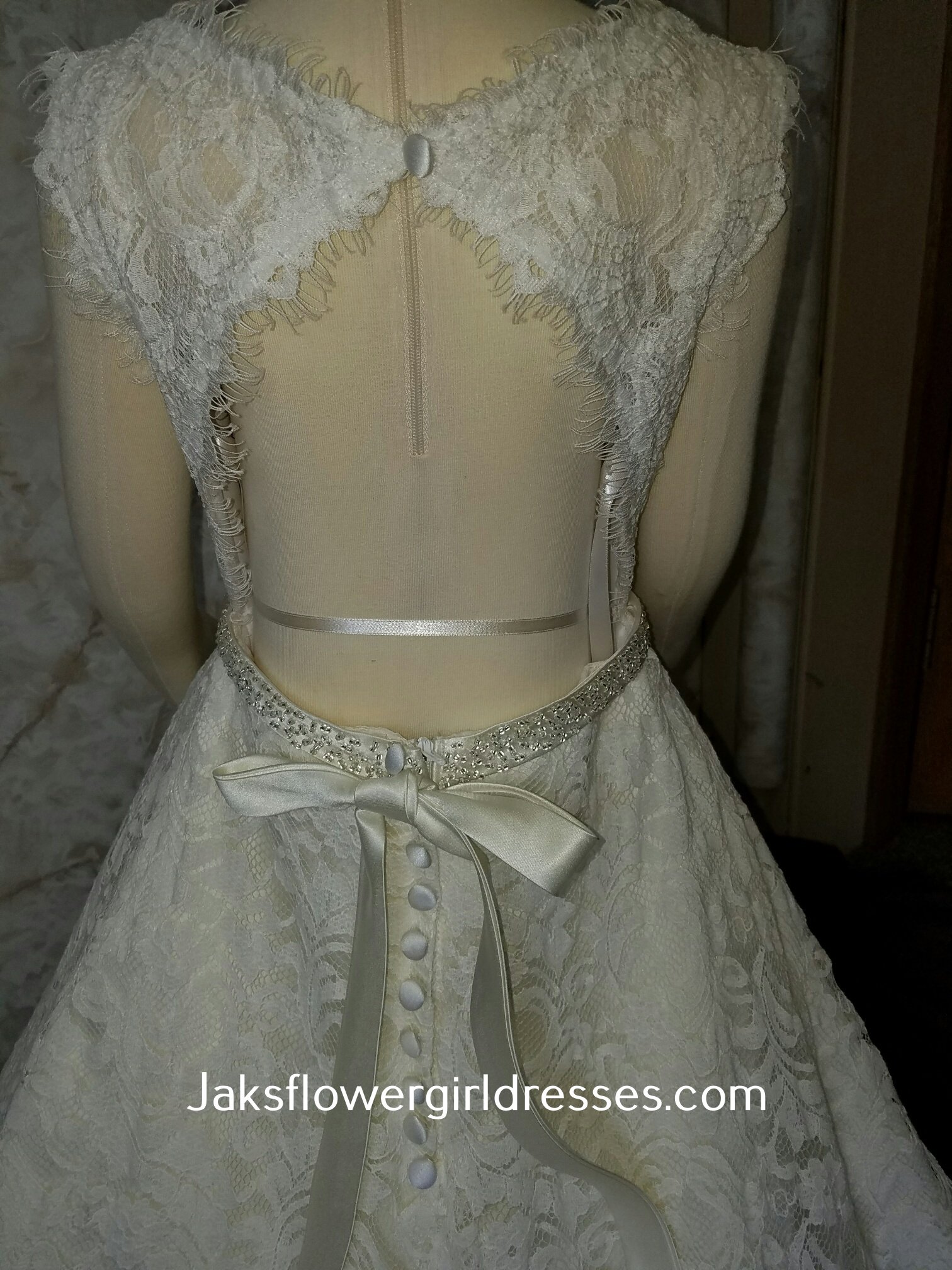 lace open back wedding dress for flower girls