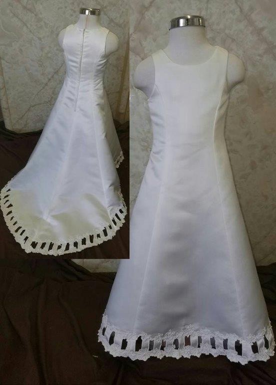 Cheap miniature bride dress with train. Mini bridal gowns are flower girl dresses with a train. Sale priced at $40.