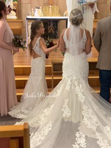 matching flower girl and wedding dress