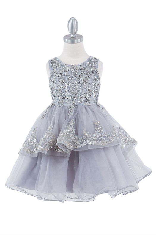 Girls sequin lace dress. Silver sleeveless sequin lace dress decorated with sequin flowers.